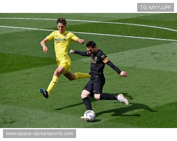 巴萨罗德里戈70分钟后屡造威胁,比利亚雷亚尔防线临体能考验。